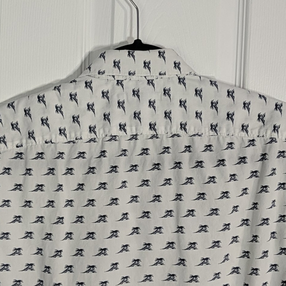 Kenneth Cole "Palm three and sun" print Shirt - Picture 4 of 4